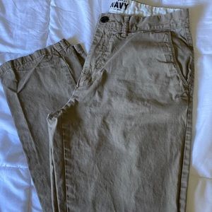 Men’s Old Navy flat front khakis 32/32